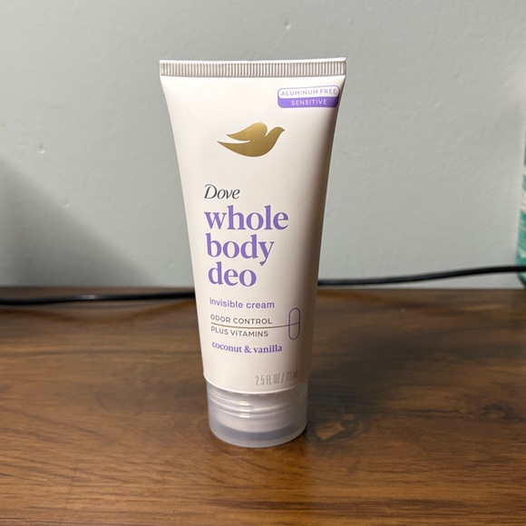 Dove Sensitive Skin Body Wash and Lotion Set - White and Blue - Picture 6 of 7